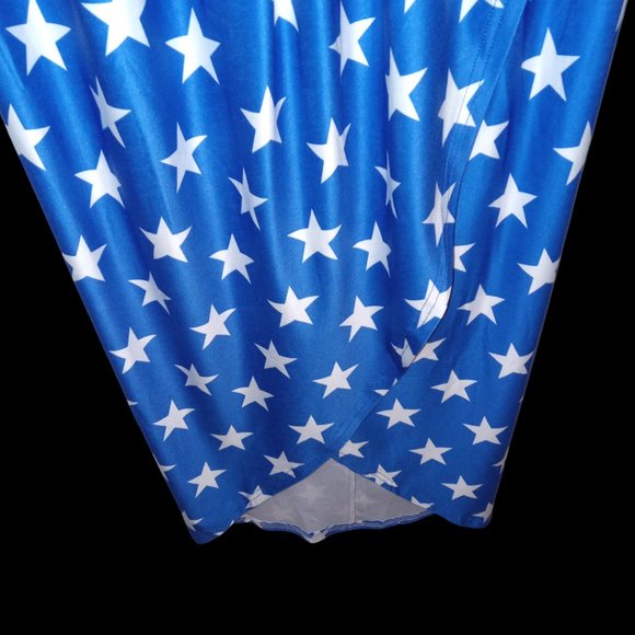 QEARAL Red/White Stripes Blue & White Stars Tulip Hem Midi Dress Size M - NWT - Picture 3 of 4